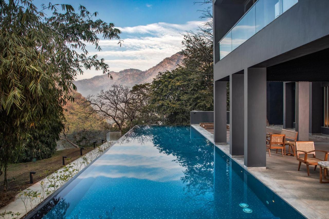 The Roseate Ganges Rishikesh Hotell Exteriör bild